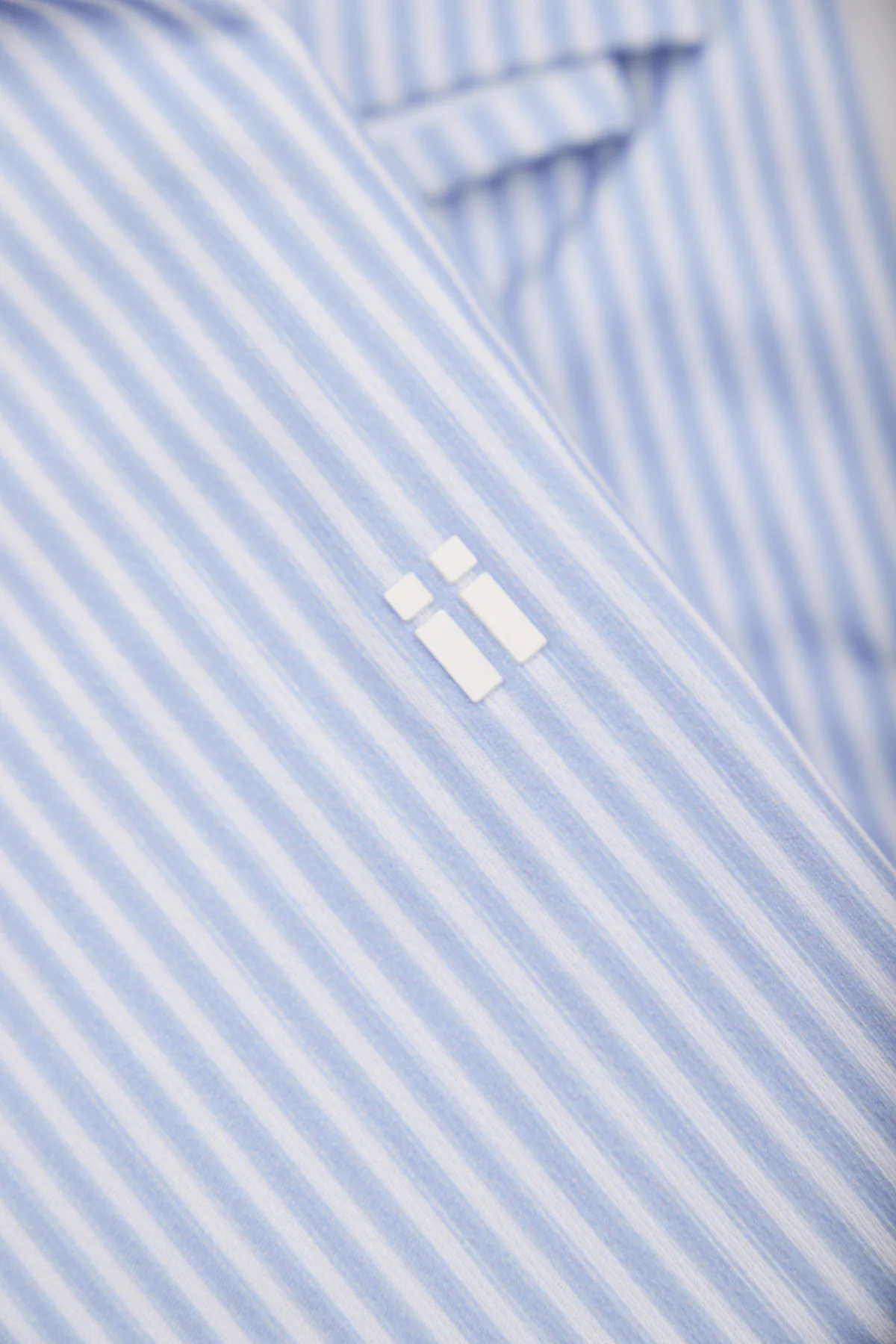 Camisa casual hombre estampado rayas azules regular - Image 7