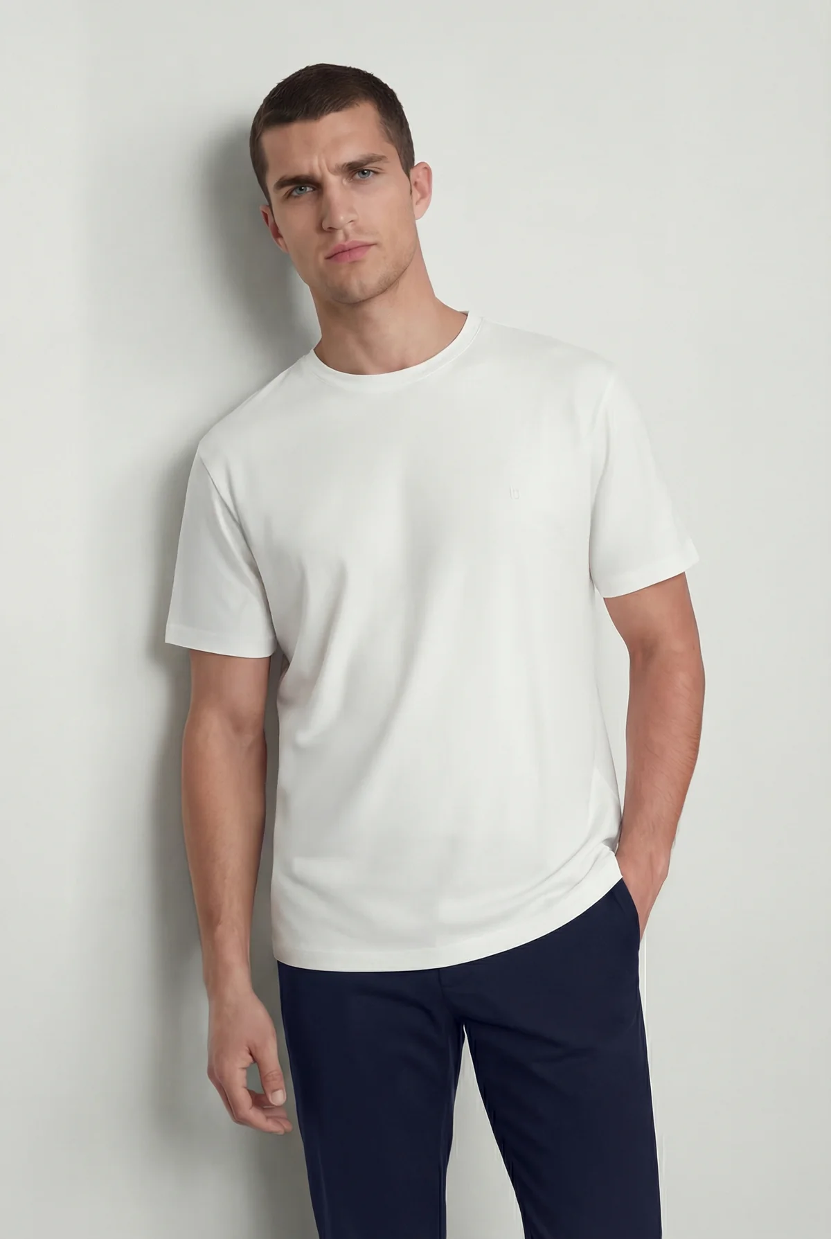 Camiseta hombre cuello redondo blanca Soft - Image 2