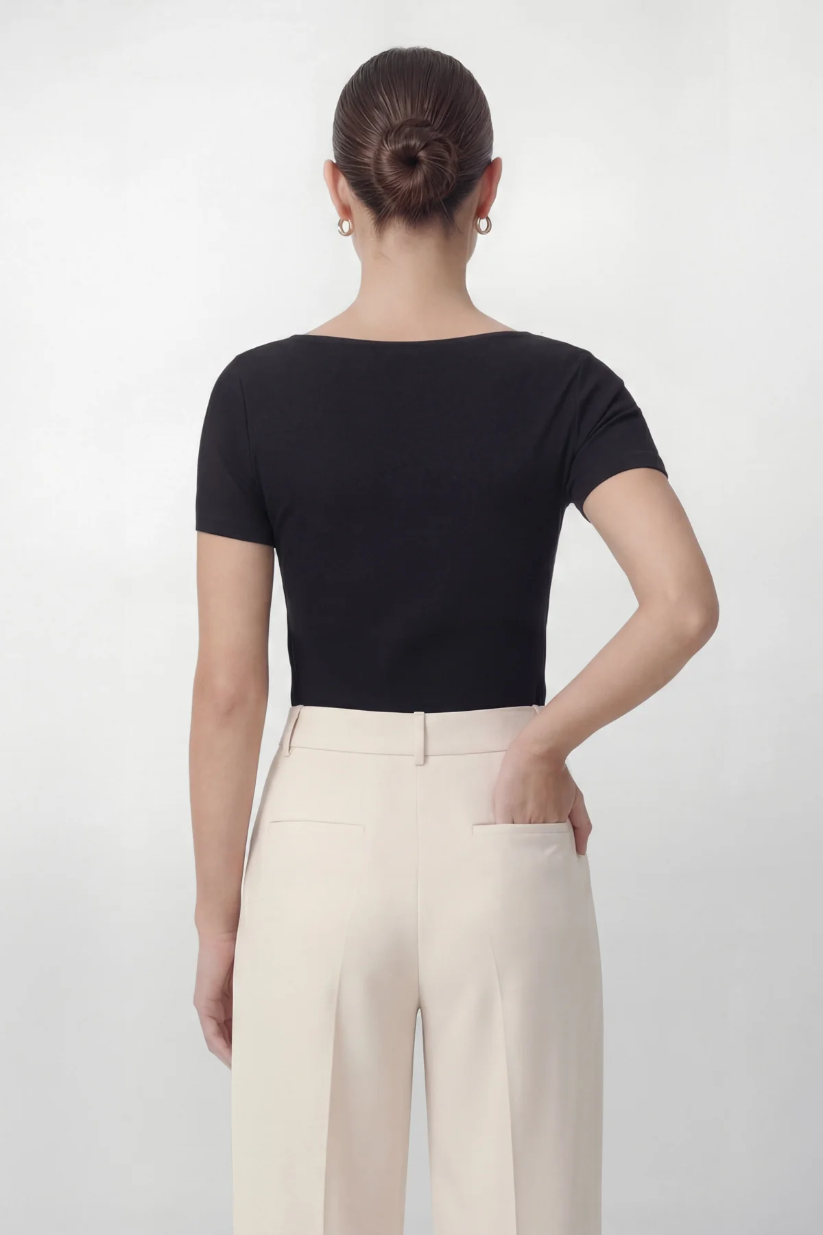 Camiseta mujer seamless negra - Image 4