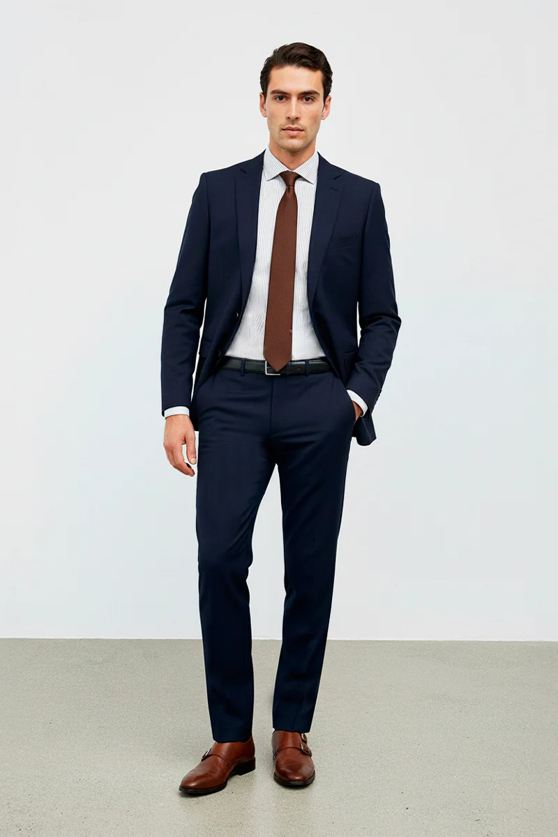 Traje Nova