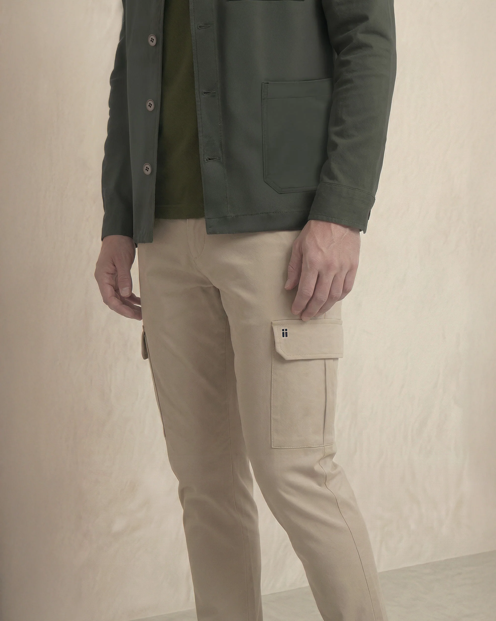 Pantalon cargo hombre beige Nova - Image 5
